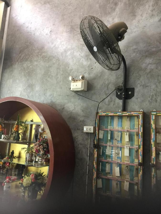 טונגסלה Phangan Barsay Hostel מראה חיצוני תמונה